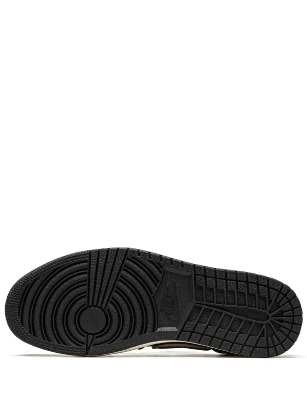 Jordan 1 Low Pro Dark Smoke Grey - Image 4
