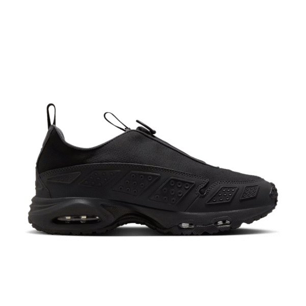 Nikee AirMax SNDR GORE TEX Black and Dark Smoke Grey