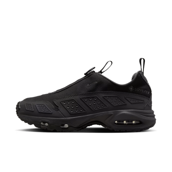 Nikee AirMax SNDR GORE TEX Black and Dark Smoke Grey - Image 3
