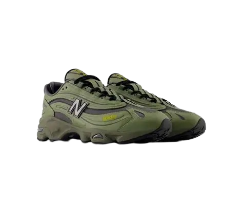 New Balance M1000EA in Dark Olivine - Image 3