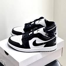 NIKEE AIR JORDAN 1 PANDA LOW SEMI UA - Image 4
