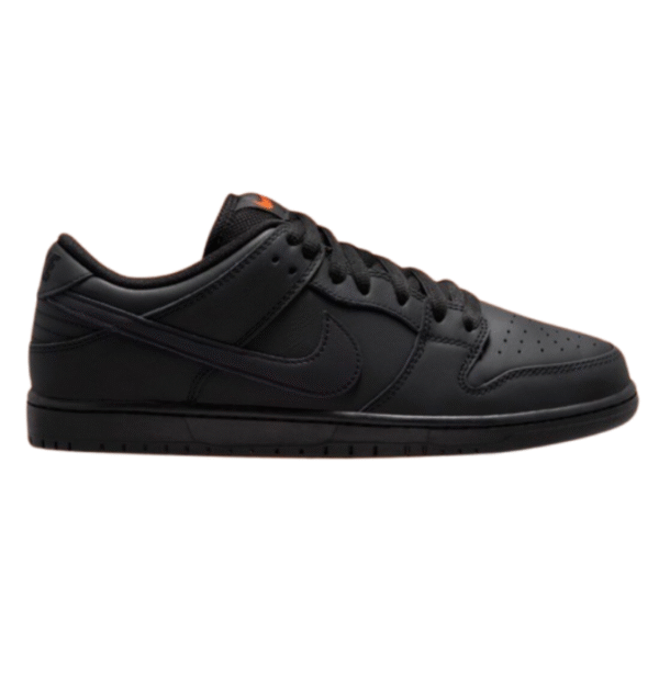 nikee Sb Dunk Low GS Triple Blackk