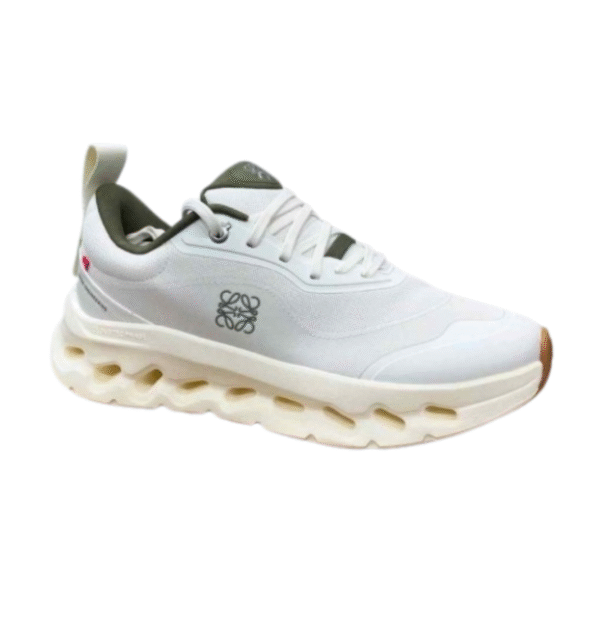 LOEWE X ON Cloudtilt 2 0 white greenn