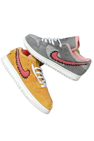 Sb Dunk Low Tom Jerry Sneakers - Image 2