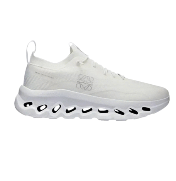 Loewe_X_On_Cloudtilt_2.0_Triple White_805