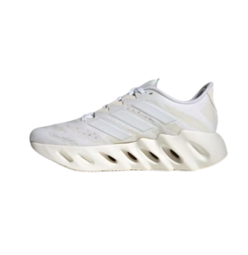 adidass switch fwd WHITE - Image 3