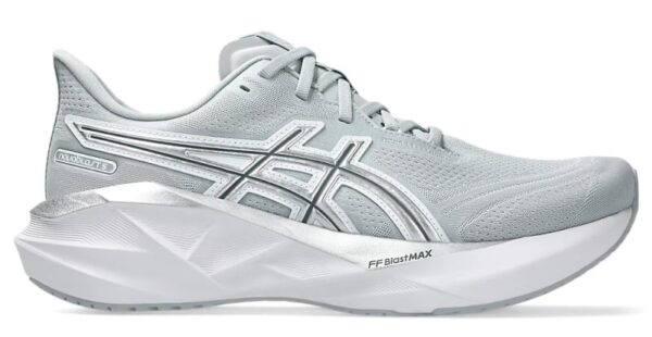 Asics Novablast 5 Track Club