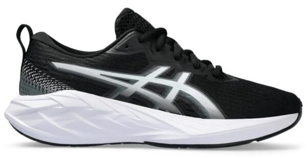 Asics Novablast 5 Track Club