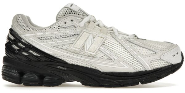 New Balanc.e x Comme des Garons Homme 1906R sneakers