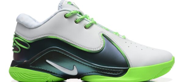 NIKE LEBRON 22 JAMES GAME 2025