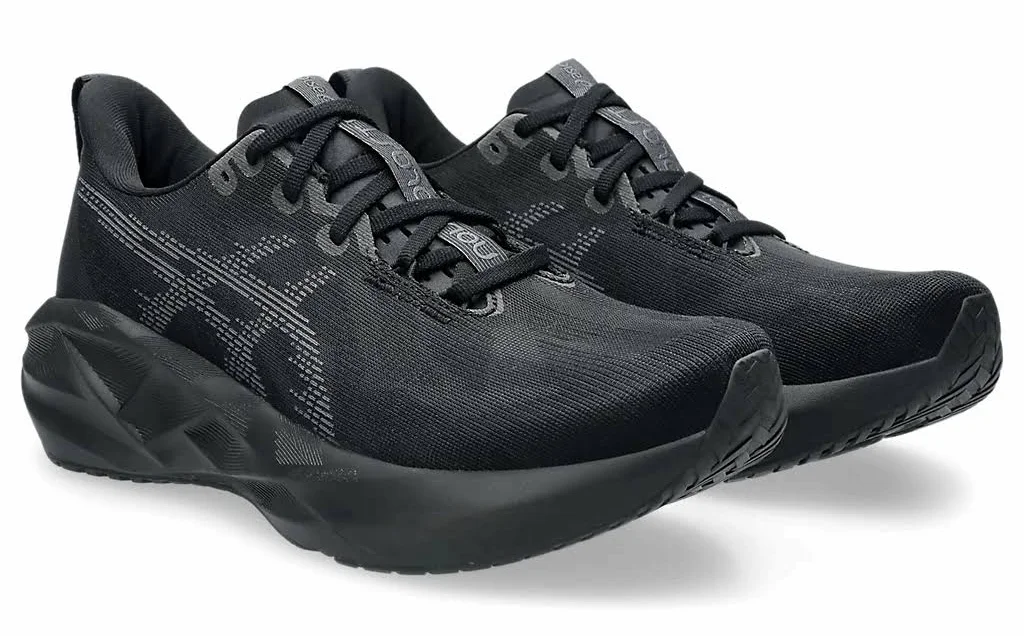 Asics Novablast 5 Black Carrier Grey all triple eclipse - Image 2