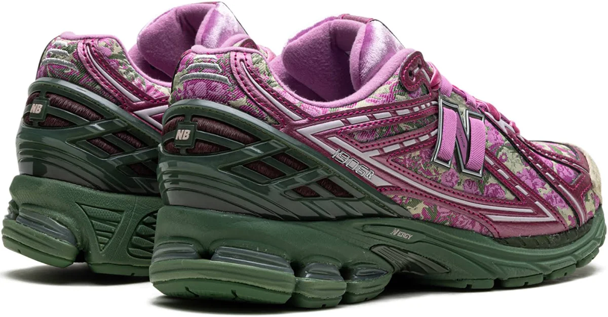 NEW BALANCE 1906R Jack Harlow Rose Runner - Image 3