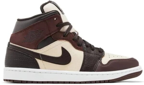 Nikke Air Jordan 1 Mid SE Paris YMCA