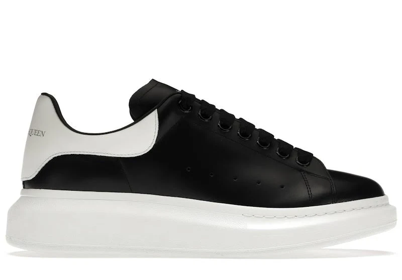 Alexandar McQueen Black White