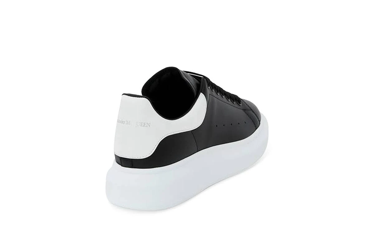 Alexandar McQueen Black White - Image 2