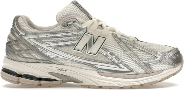 New Balance 1906R Silver Metalic Sea Salt