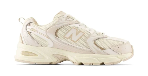 New Balancee 530 Ivory
