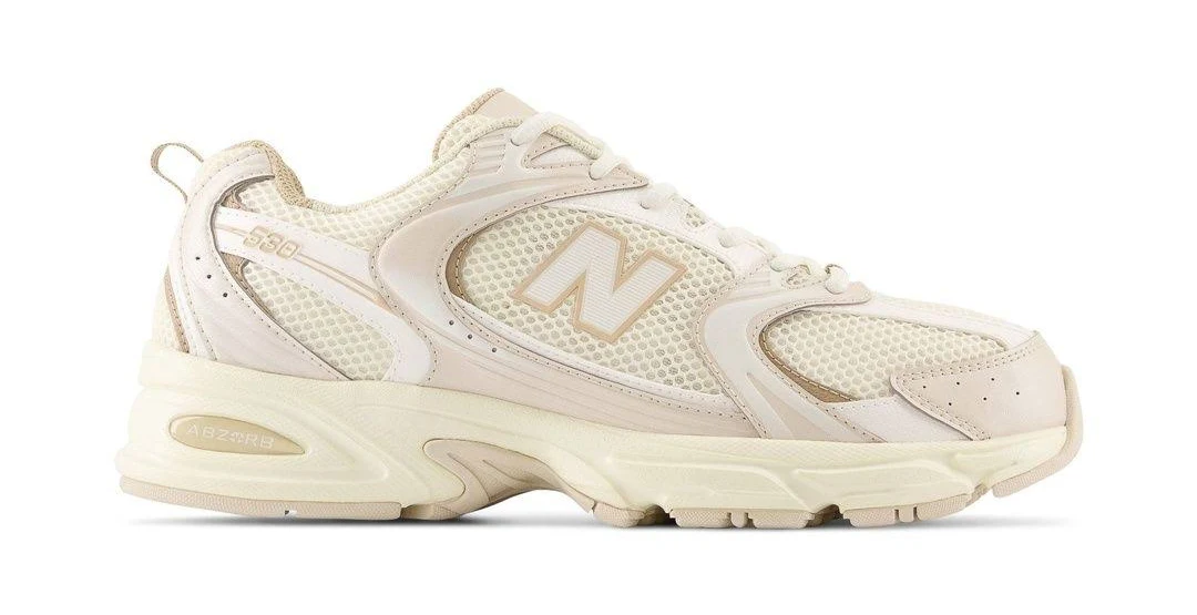 New Balancee 530 Ivory