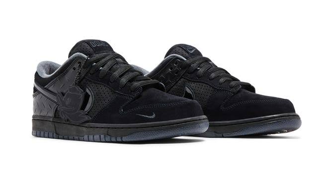 NIKE DUNK DUCKS OF A FEATHER BLACK UNIVERSITY OF OREGON PE LOW - Image 2