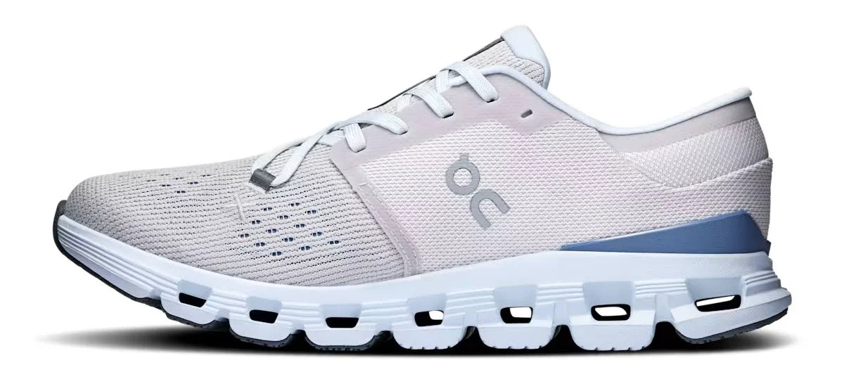 On Running Cloud x Feminino Silver Chmabray - Image 2