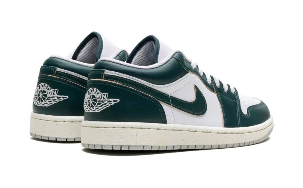 NIKE AIR JORDAN 1 OXIDIZED GREEN - Image 2