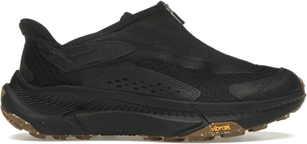 Hoka One One Project Transport Carbon Black