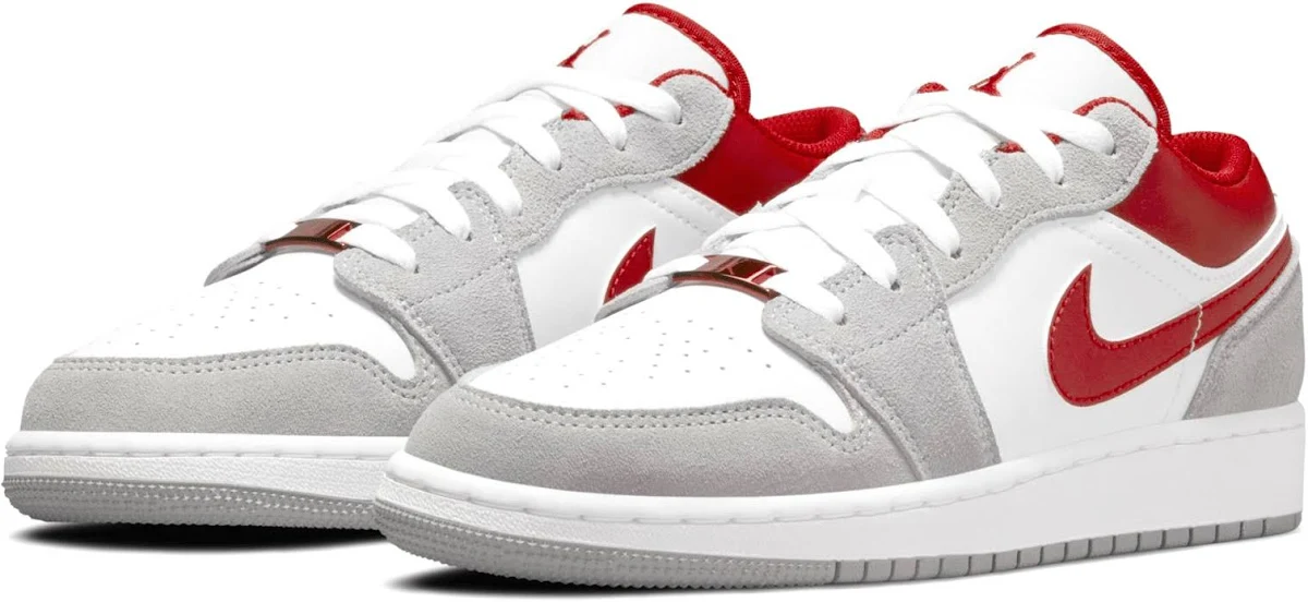 NIKE AIR JORDAN 1 LIGHT SMOKE GREY GYM RED - Image 3
