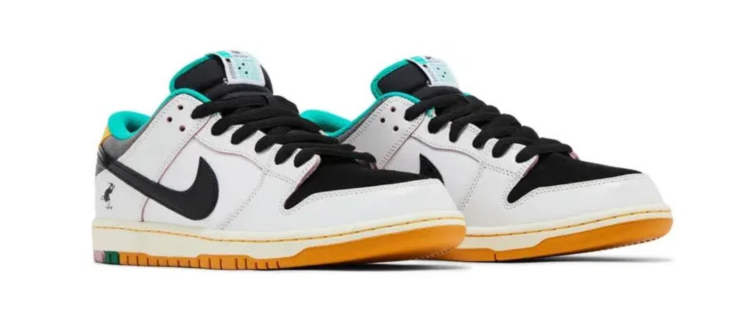 Nike Sb Dunk Low Pro X CSEF White and black - Image 2