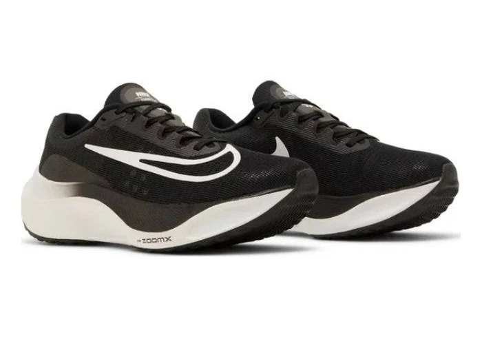NIKE ZOOM FLY 5 BEST RUNNING SHOES 2023 - Image 2