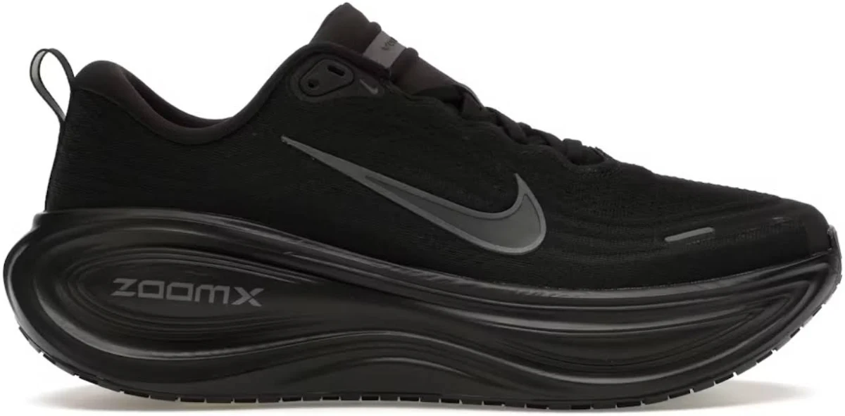 NIKE VOMERO PLUS BLACK