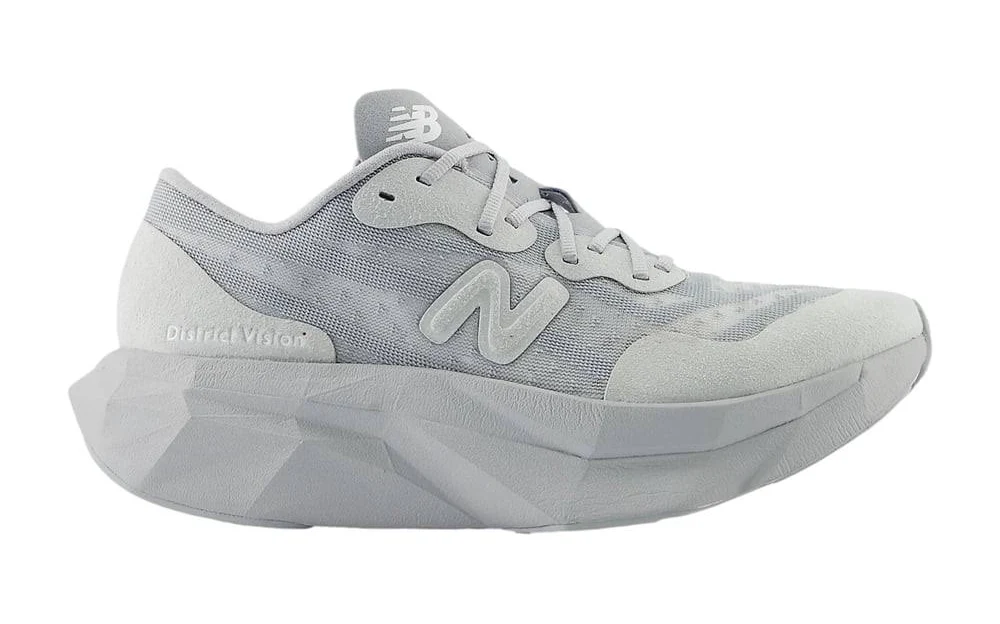 New Balanc e FuelCell Supercomp Elite V4 District Vision