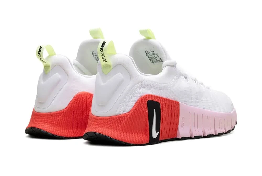 Nike Womens Free Metcon 7 Light Crimson White - Image 2