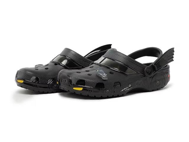 Batman Crocs Classic Black Unisex Clog - Image 4