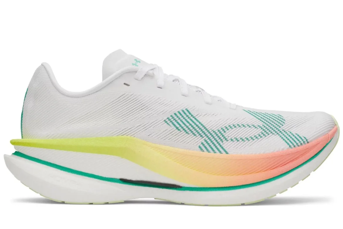 UNDER ARMOUR LI-RUNNING SHOES